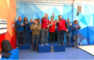 Песнь льда и пламени: горячие дискуссии во время выступлений и битва на льду на ежегодной встрече партнеров LANMASTER